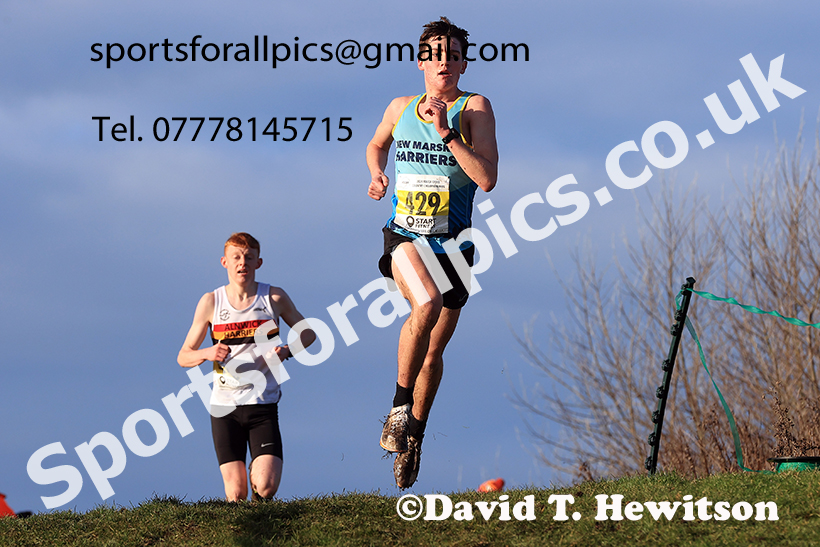 Mens under-17s 2024 NECAA Cross Country Champs., Temple Park, South Shields. Photo: David T. Hewitson/Sports for All Pics